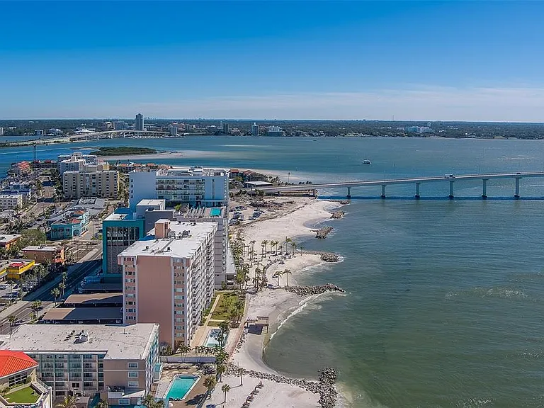 675 S Gulfview Blvd #Penthouse 1 — Photo 42