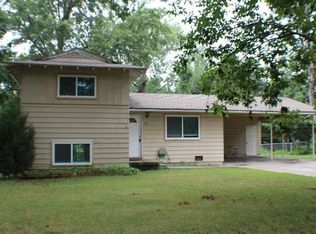 1221 Tomahawk Rd, Emporia, KS 66801