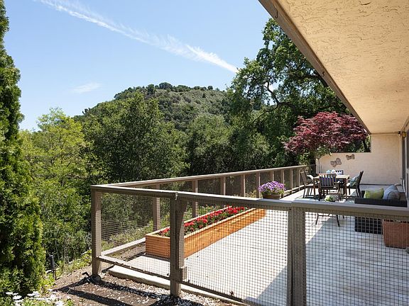 3rd image of 11022 Canyon Vista Dr