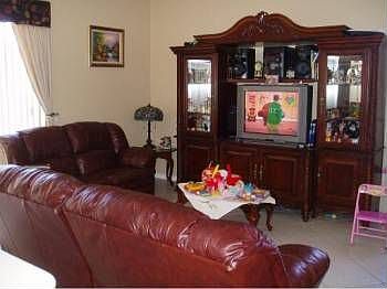 5th image of 1510 SW 187th Ave