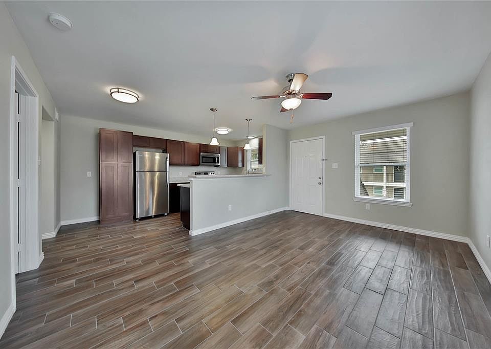 1st image of 1114 W 25th St #14
