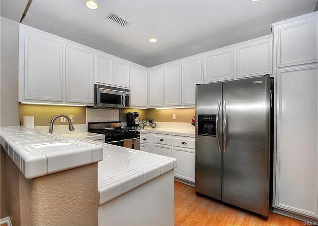 55 Ellsworth St — Photo 11