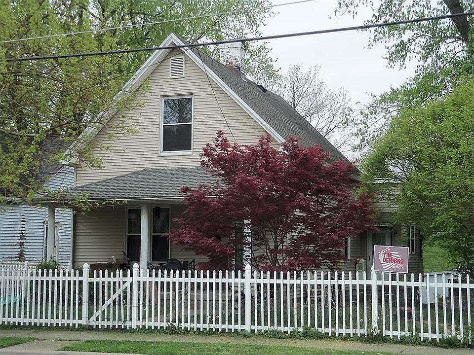 1st image of 557 W High St