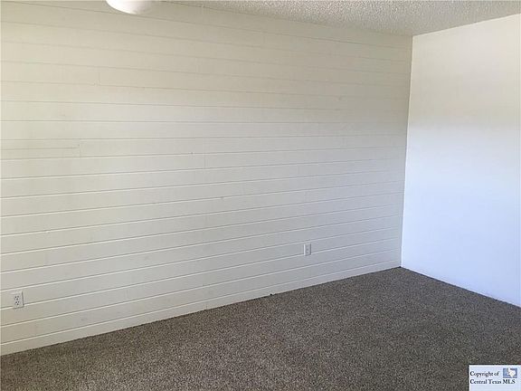 4th image of 604 Oak Park Dr