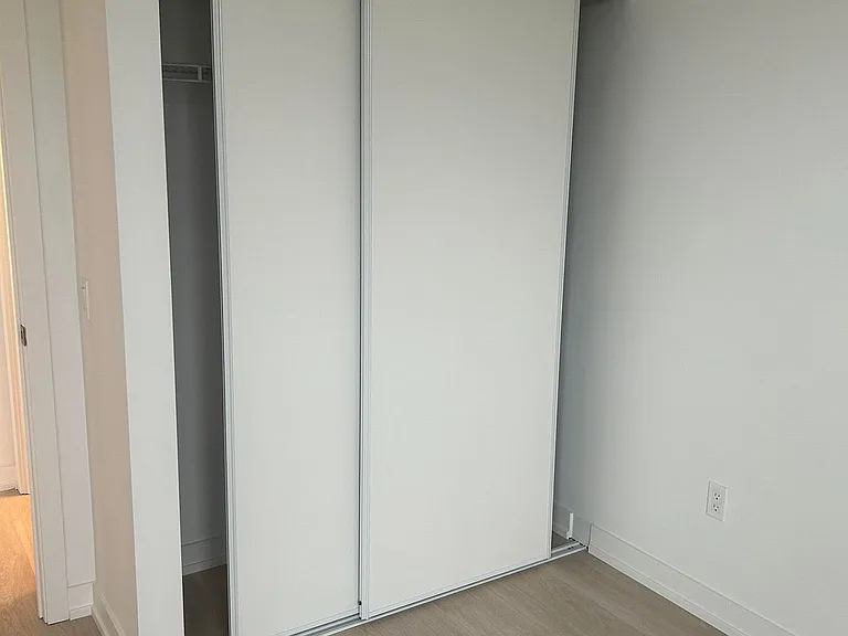 415 Main St W #304 — Photo 14