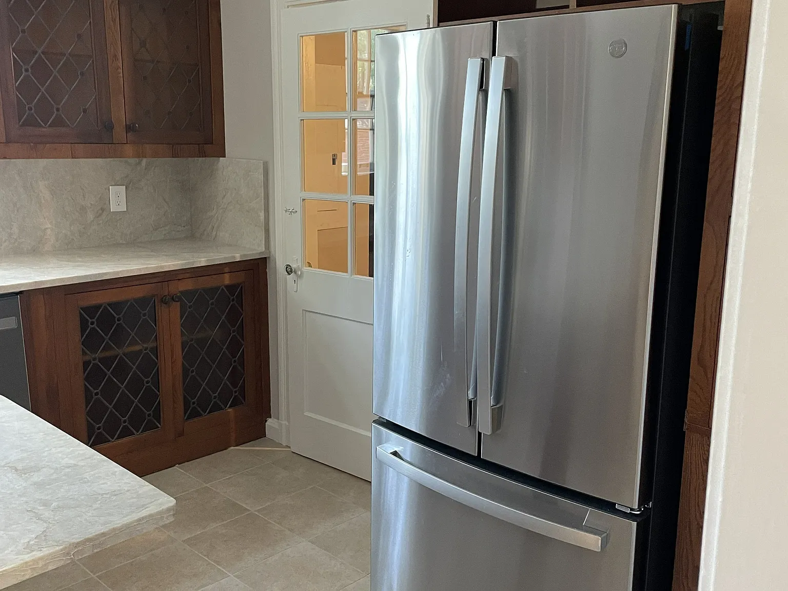 3 bed, 1500 sqft, $2,075 — Photo 4