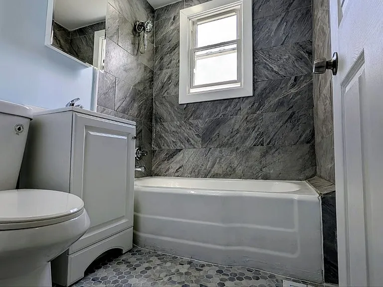 7315 S Kenwood Ave — Photo 20