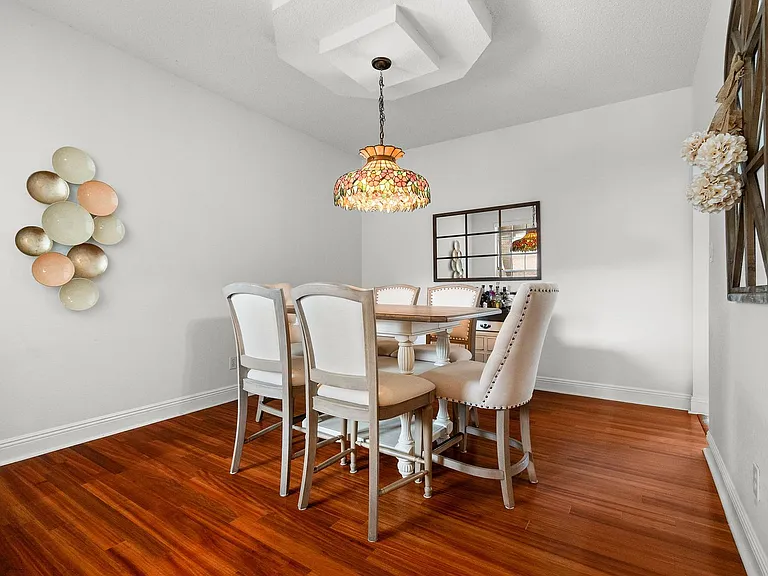8432 Millstream Dr — Photo 20