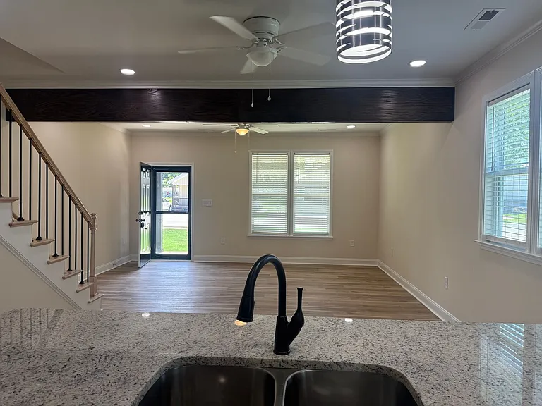 721 Black Creek Rd SE — Photo 6
