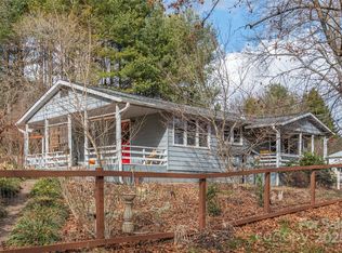 103 W Long Cove Rd, Candler, NC 28715