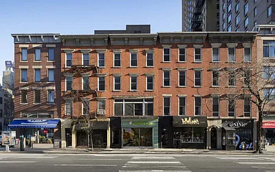 592 Ninth Avenue in Hell's Kitchen