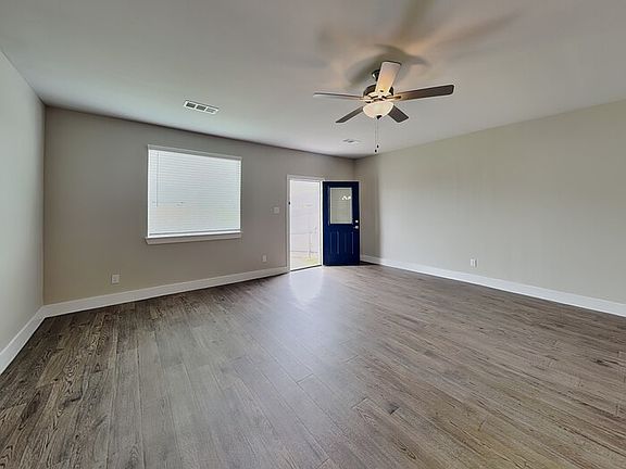 3rd image of 3400 New York Ave