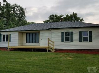 635 370th Ave, Grinnell, IA 50112