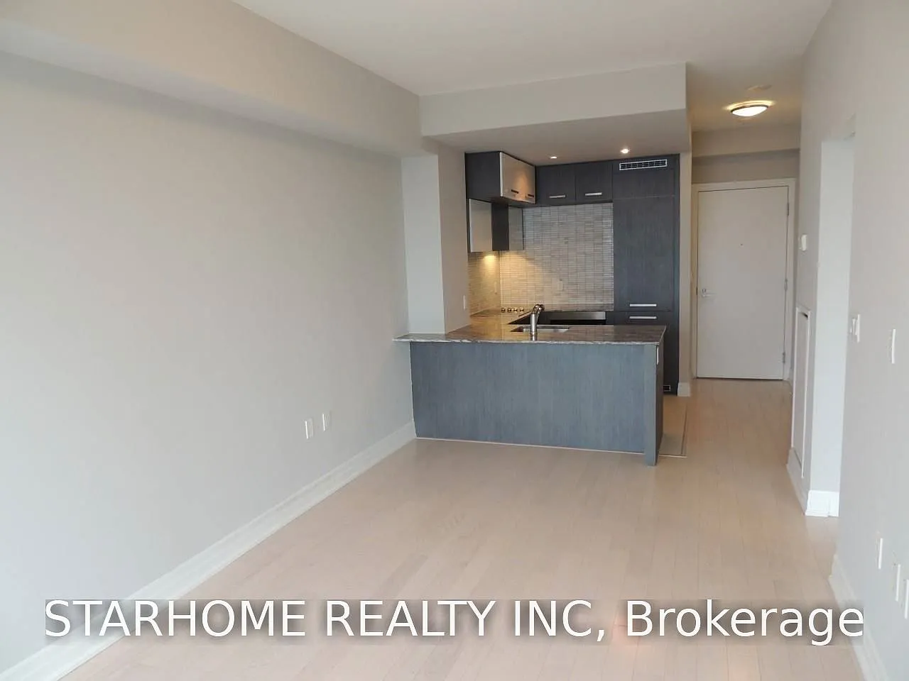 1 bed, $2,600 — Photo 4