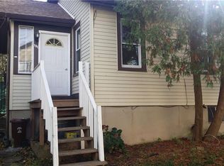 190-192 Carroll St, Bronx, NY 10464