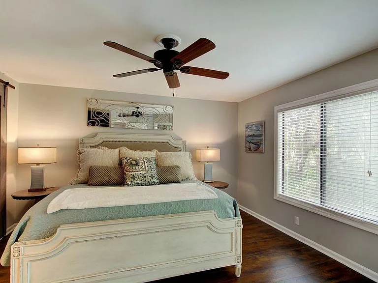 915 Wimbledon Dr — Photo 20