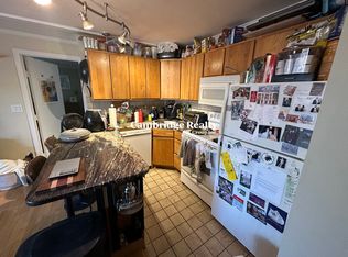 4 Trowbridge Pl APT 5C, Cambridge, MA 02138