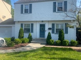 552 W Inman Ave, Rahway, NJ 07065