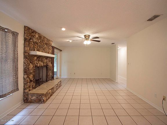 5th image of 3475 NE 43rd Pl