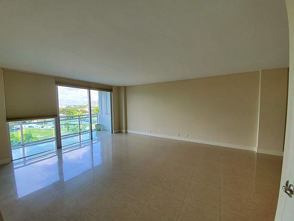 2nd image of 3301 NE 5th Ave APT 702