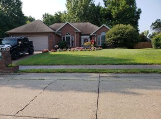 8755 Shadow Ridge Dr, Newburgh, IN 47630