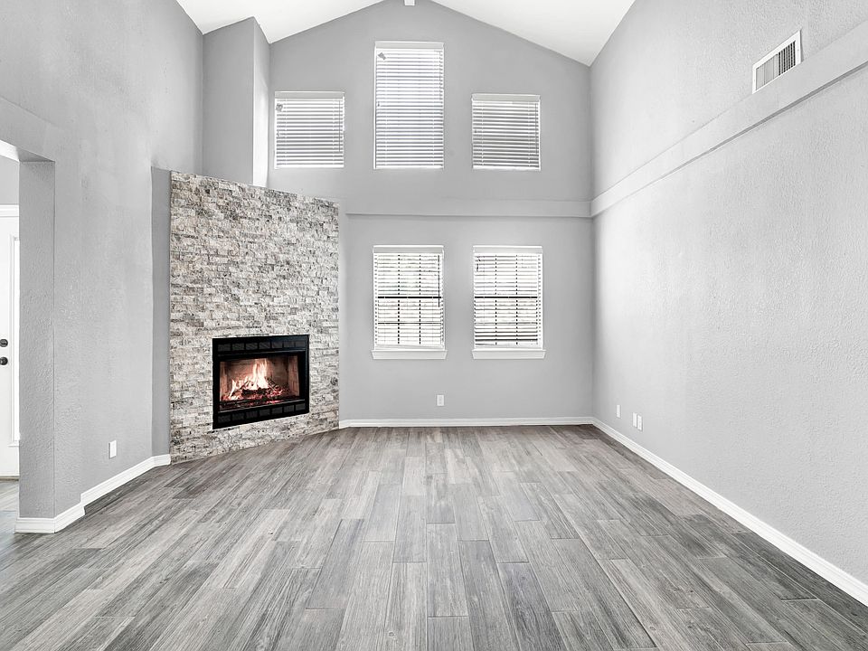 1st image of 509 Legacy Ct