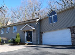 80 Bald Eagle Rd, Hackettstown, NJ 07840