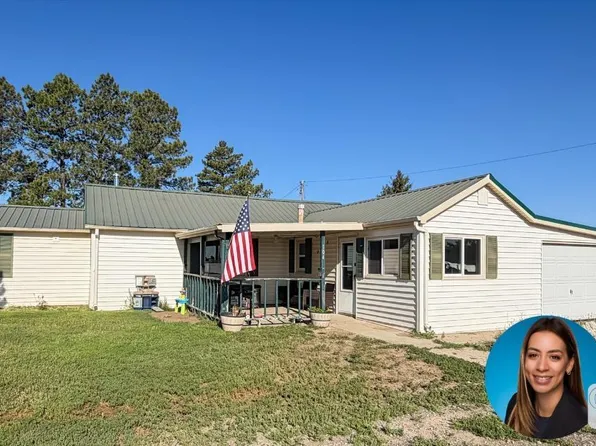 104 Carriage Ln, Wheatland, WY 82201