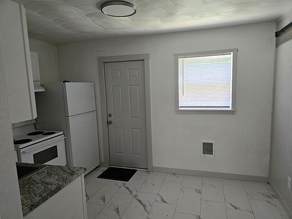 4th image of 1710 Grayson Ave NW #1