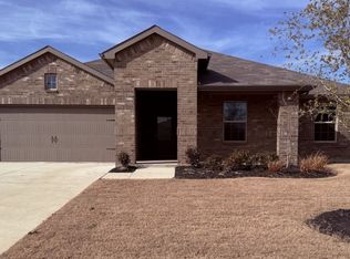 1912 Cookes Ln, Cleburne, TX 76033