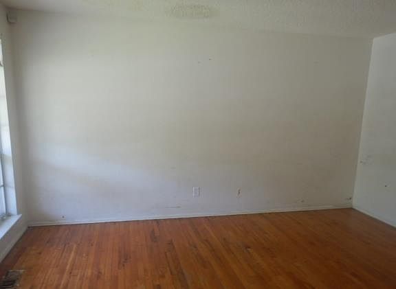3rd image of 6632 Champana Dr