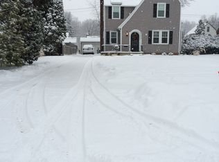 3433 Mapleway Dr, Toledo, OH 43614