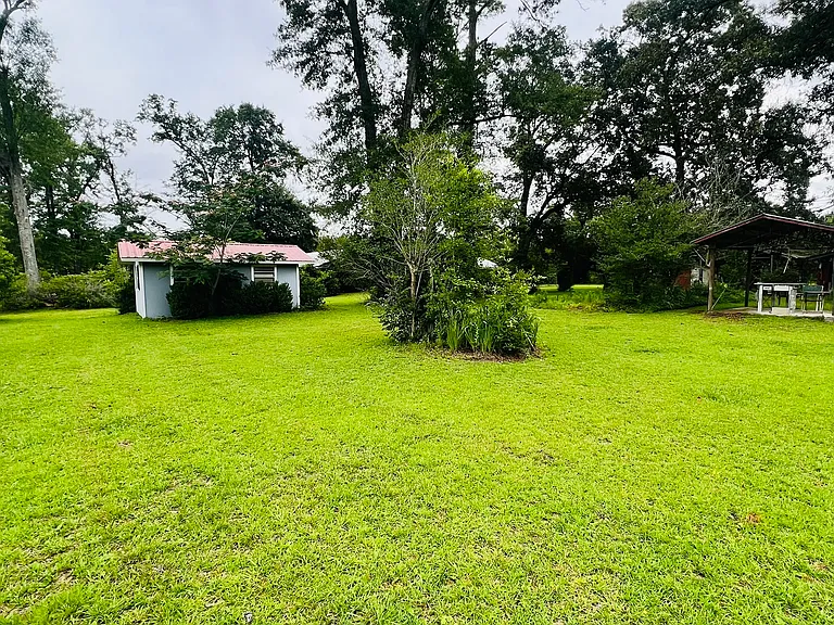 18016 Highway 84 E — Photo 18