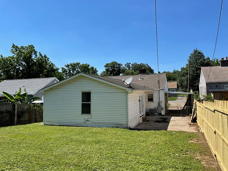 2314 Coker Ave — Photo 22