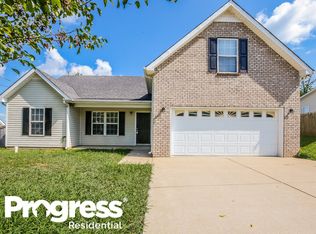 2004 Keaton Dr, La Vergne, TN 37086