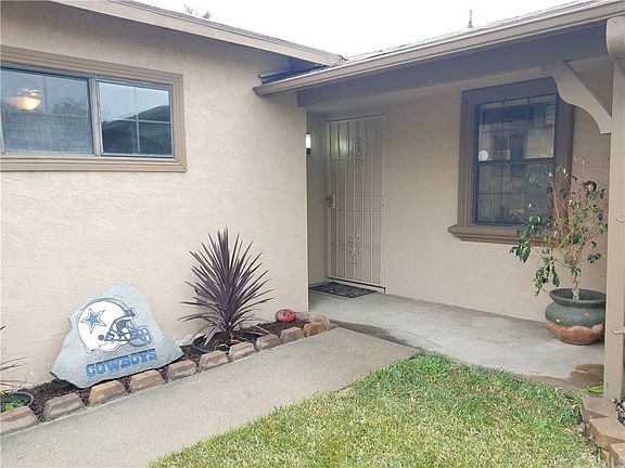 3rd image of 1182 San Bernardino Ave
