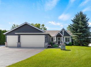 17212 E Morningside Ln, Greenacres, WA 99016