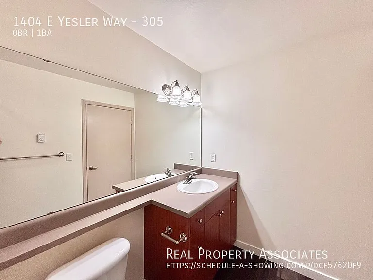 Yesler Way — Photo 15