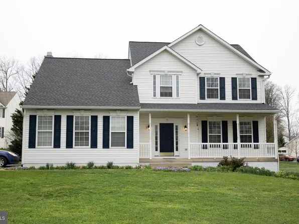 12 Colonel Miles Ct, Harpers Ferry, WV 25425