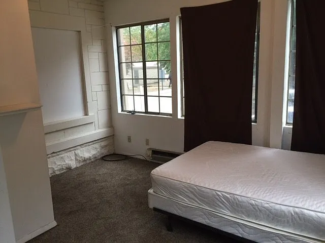 107 S Wright St — Photo 13