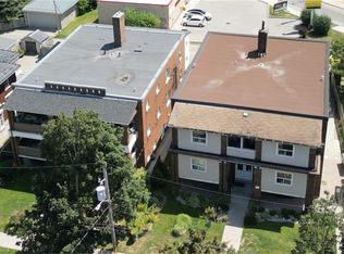 17 Louisa St, Kitchener, ON N2H 5L7