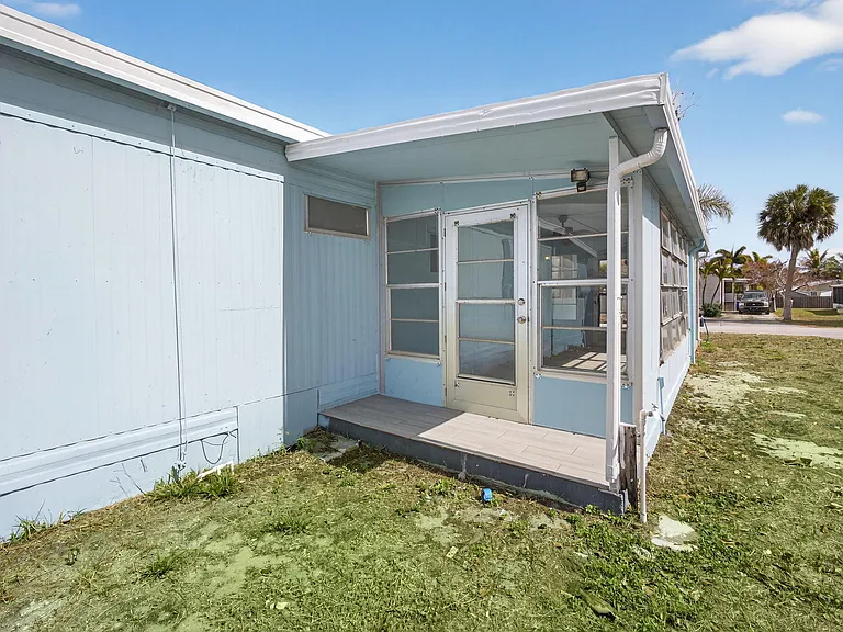 8420 SE Eagle Ave — Photo 23
