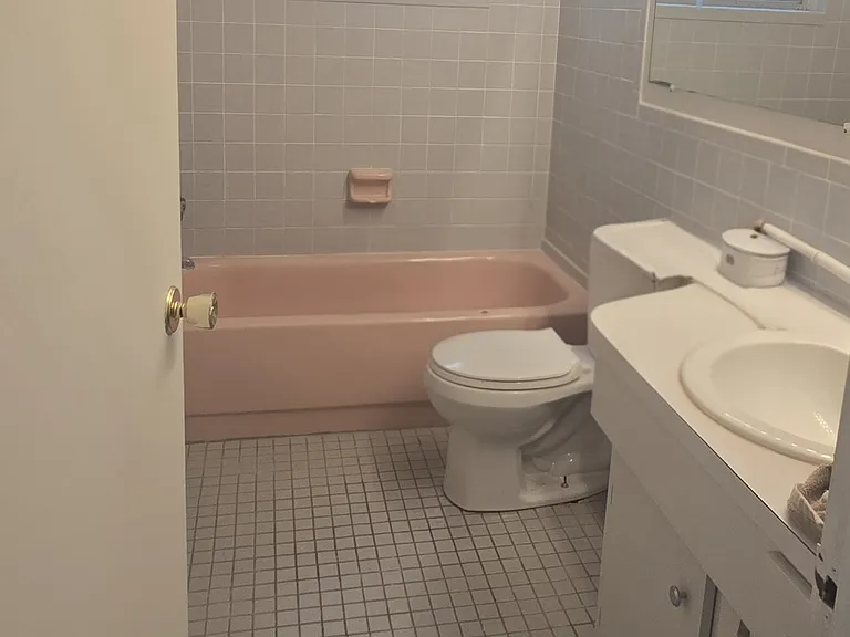 8407 Mill Creek Ln — Photo 6