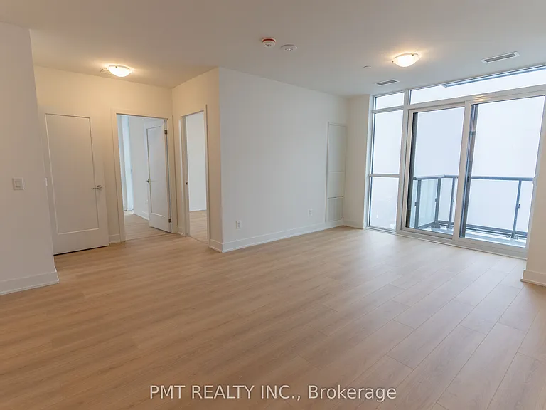 2545 Simcoe St N #906 — Photo 9