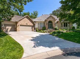 11314 Hawk High Ct, Eden Prairie, MN 55347