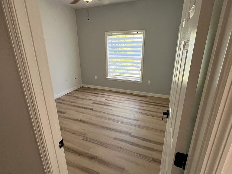 22841 Stallion Dr — Photo 16