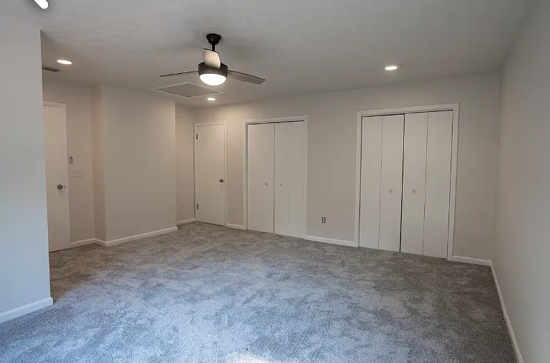 4 bed, 2500 sqft, $2,600 — Photo 4