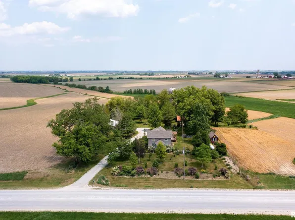 3445 120th St, Durant, IA 52747
