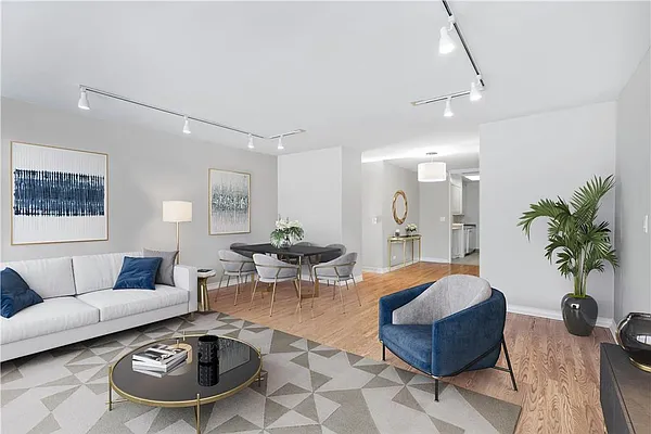 Rented by R New York | media 5