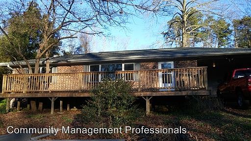 2nd image of 3435 Maynard Cir